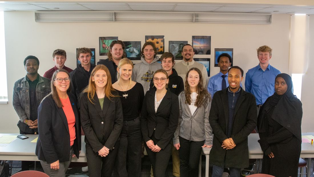 Marketing and Sales Management group photo with instructor