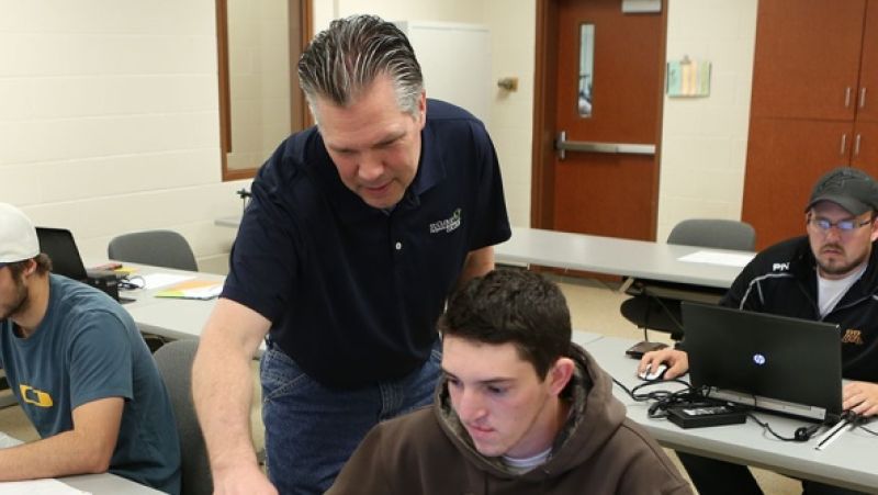 faculty helping student